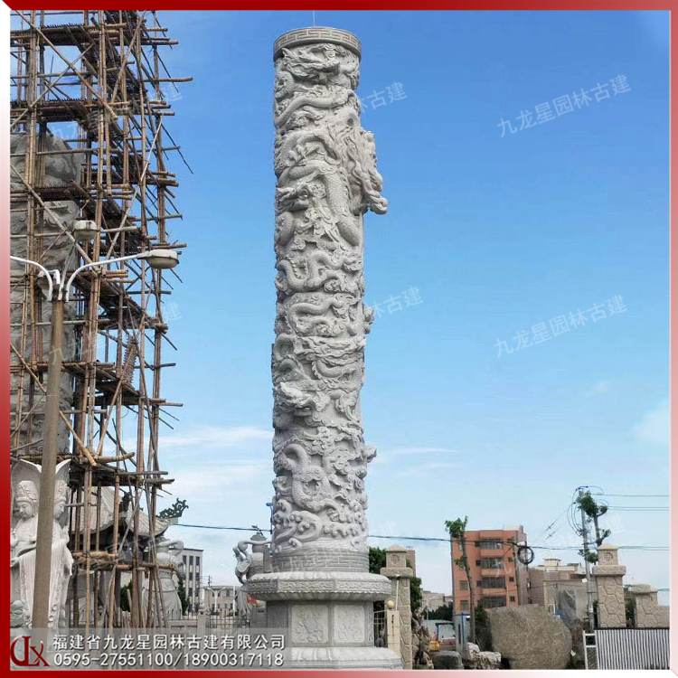 大型石雕龙柱图片