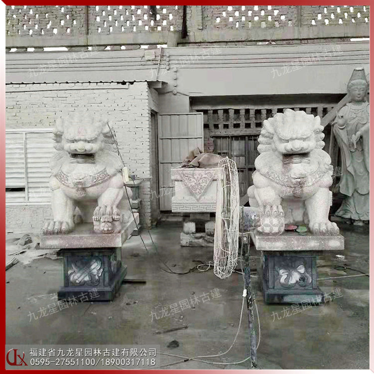 门口石狮子图片