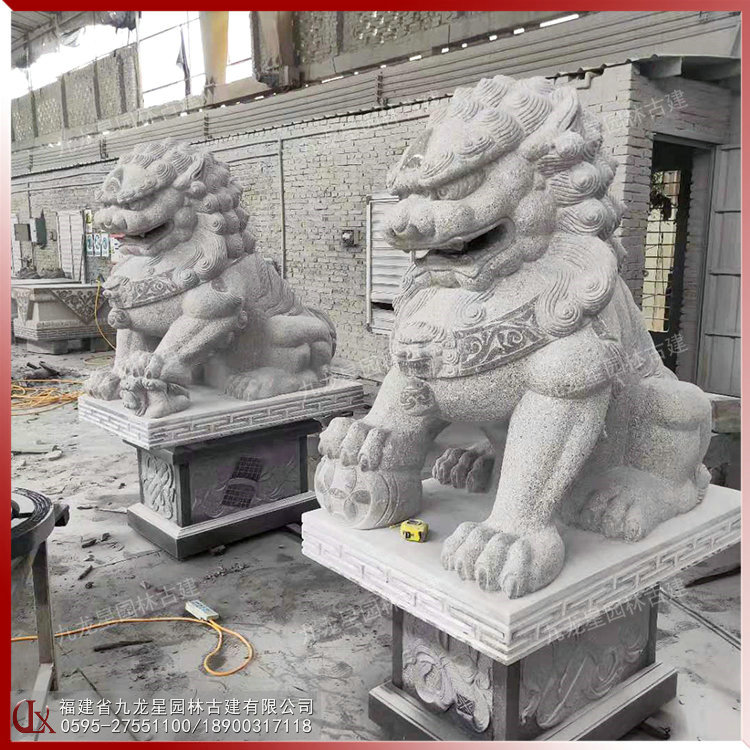 门口石狮子图片