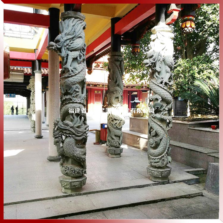 石雕龙柱图片