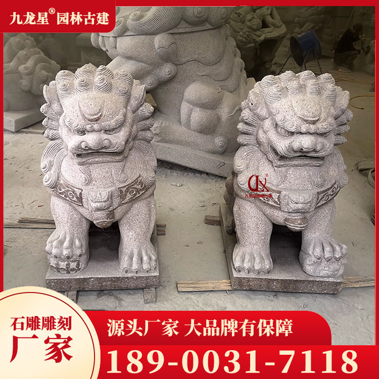 墓地狮子图片